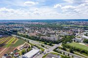 Ronhof mit Frankenschnellweg und Sportpark Ronhof Mai 2019 1.jpg