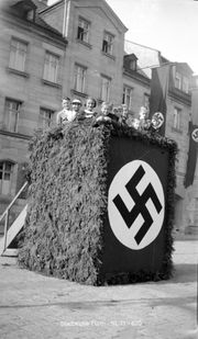 NL 71 - 670 Freiheit Podium.jpg