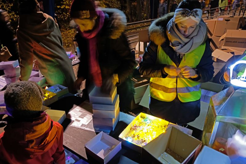 Datei:Glanzlichter 2019 Ufer 2.jpg