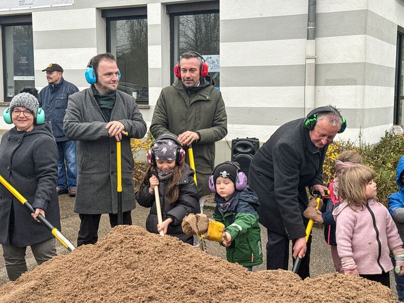 Datei:Spatenstich Rundfunkmuseum Nov 2024 4.jpg