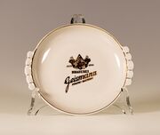 Geismann Aschenbecher Wappen.jpg