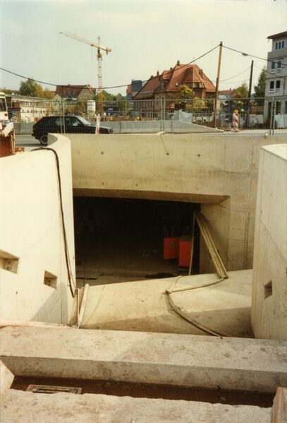 Datei:NL-FW 04 1000.5 KP Schaack U-Bahnhof Stadthalle 12.10.1996.jpg