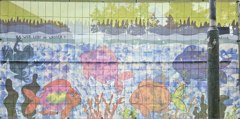 Datei:2025 25 10 Kunst am Bauzaun (5).jpg