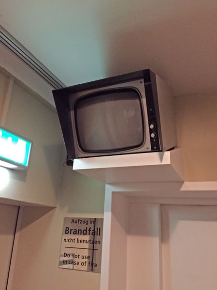 Datei:Grundig Suite 14.jpg