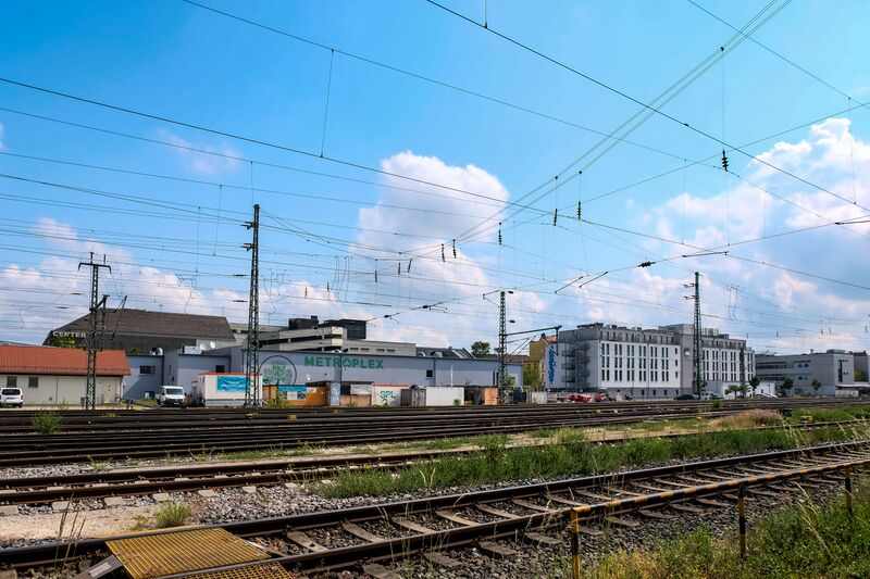 Datei:Metroplex Niu Juni 2023.jpg