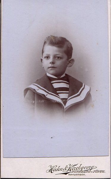 Datei:Segelohrmatrose Hahn 1900.jpg