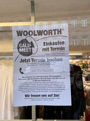 Click and Collect Woolworth 2021 1.jpg