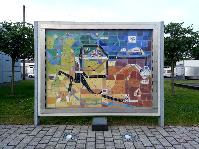 Datei:Ehemaliges Umspannwerk Dambacher Str. 6 Mosaik II.jpg