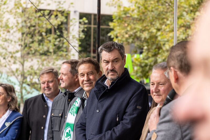 Datei:Kirchweiheröffnung Sept 2024 18.jpg