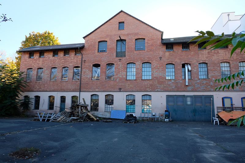 Datei:Spiegelfabrik Oststadt 1.jpg