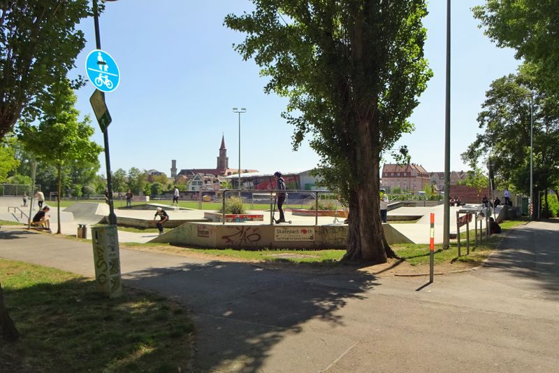 Datei:Skatepark 2020.1.jpg