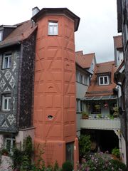 Treppenturm im Hof Gabrielschul.JPG