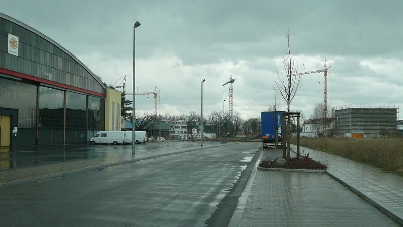 Datei:Hangar 2 Flugplatz Fürth-Atzenhof.JPG