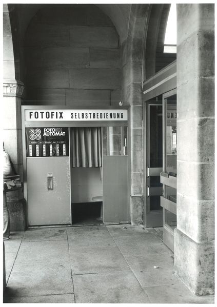 Datei:Hauptbahnhof 1982 (3).jpg