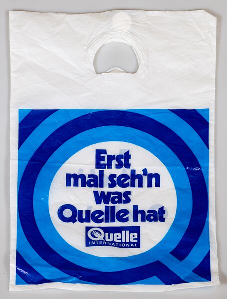 Datei:EKT053 Quelle Gustav-Schickedanz-Straße.jpg