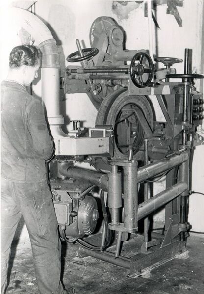Datei:NL-FW 03 Reichel Vulkanisierung 65.jpg