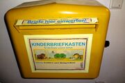 Briefkasten Grund- und Hauptschule Hans-Sachs-Straße.jpg