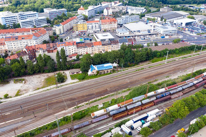 Datei:Alter Lokschuppen Juni 2020 2.jpg