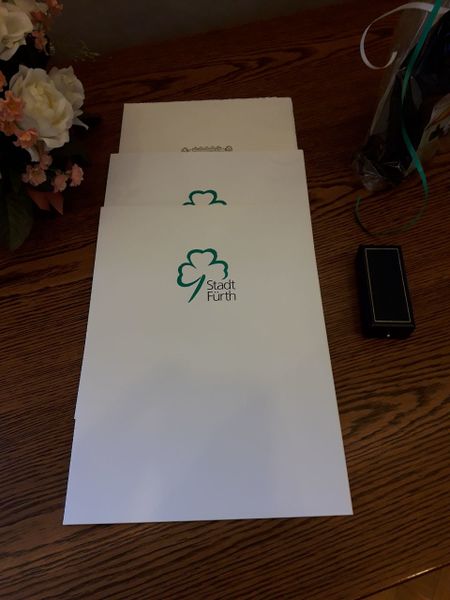 Datei:238223405 320467.jpg