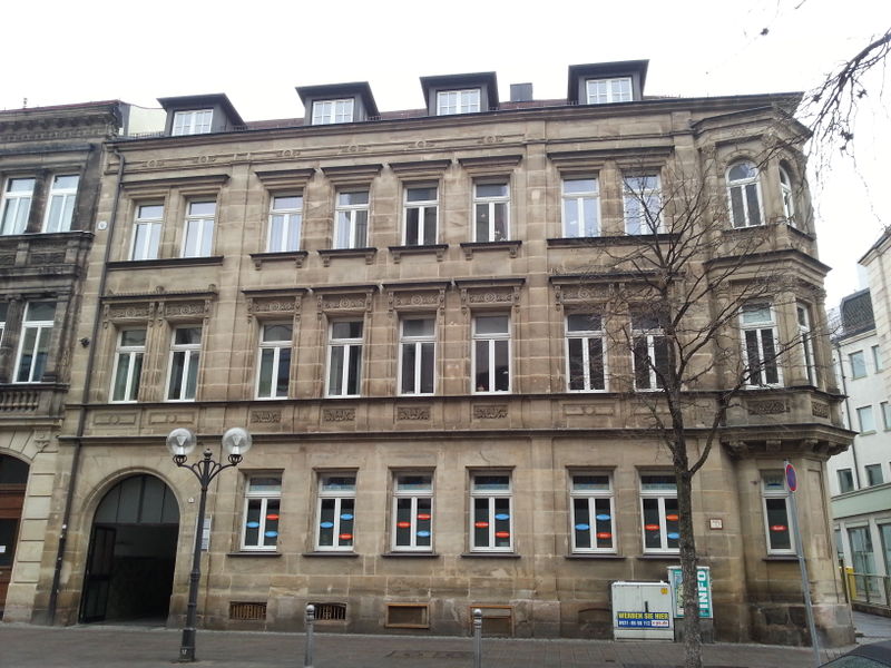 Datei:Gustav-Schickedanz-Straße 11.jpg