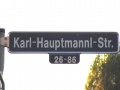 Straßenschild Karl-Hauptmannl-Straße