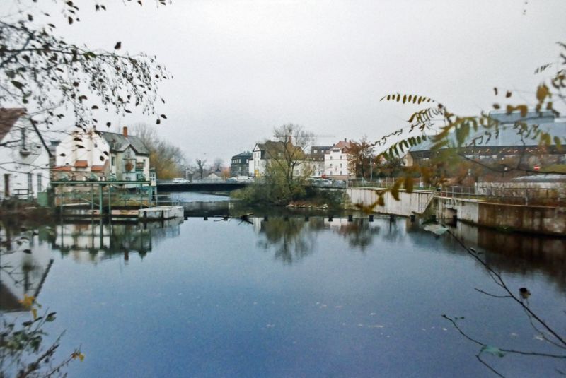 Datei:Maxbrücke Nov 1994 2.jpg