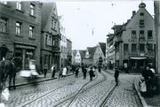 Königstraße mitt Straßenbahnschienen vor dem 2. WK.jpg