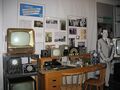 Labor bzw. Rundfunkwerkstatt in einm Ausstellungsraum 1. OG im Rundfunkmuseum im Jahre 2008, hier befand sich 1949 bis Anfang der 1950er Jahre tatsächlich das Fernsehkamera-Entwicklungslabor