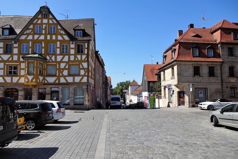 Datei:Marktplatz 11 2020.jpg