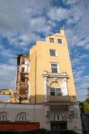 Parkhotel Abrissarbeiten 2013 11.jpg