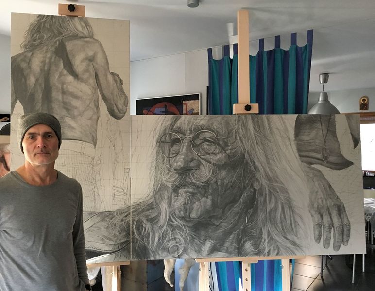 Datei:Bruno Bradt im Atelier.jpg