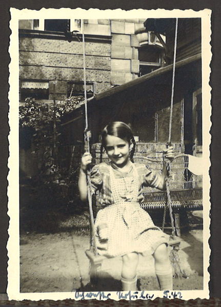 Datei:Familienalbum Neumann Appel - Villa Engelhardt (10).jpg