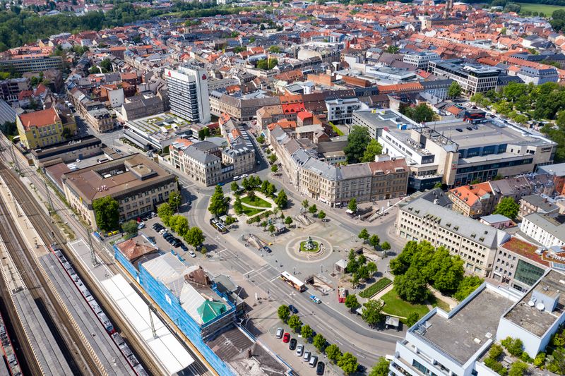 Datei:Bahnhof Mai 2019 2.jpg