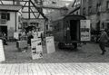 Demonstration gegen die Wiederaufbereitungsanlage in Wackersdorf - hier mit Bauwagen für den Sternmarsch nach Wackersdorf auf dem Waagplatz, ca. 1986