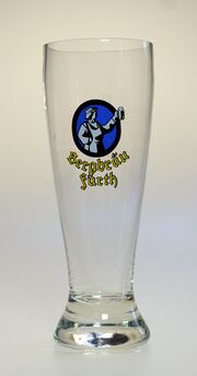 Berg Bräu Weizenglas 04 l.jpg