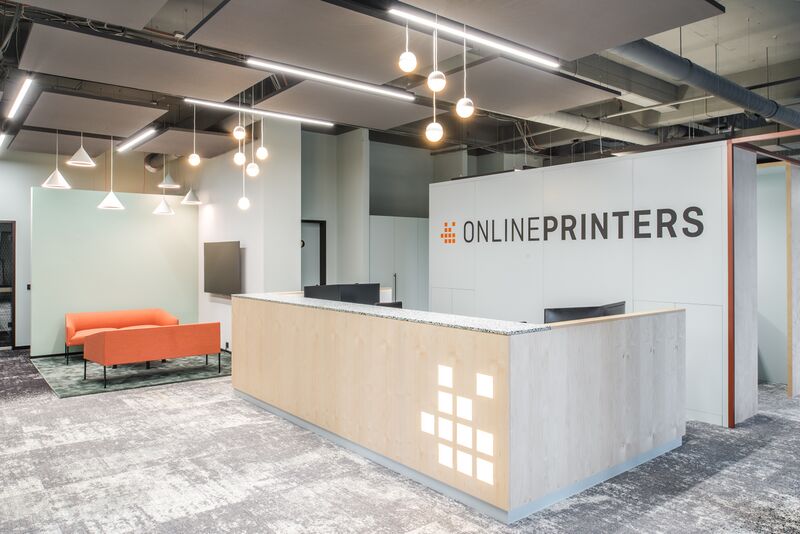 Datei:Onlineprinters-headquarter-empfang.jpg