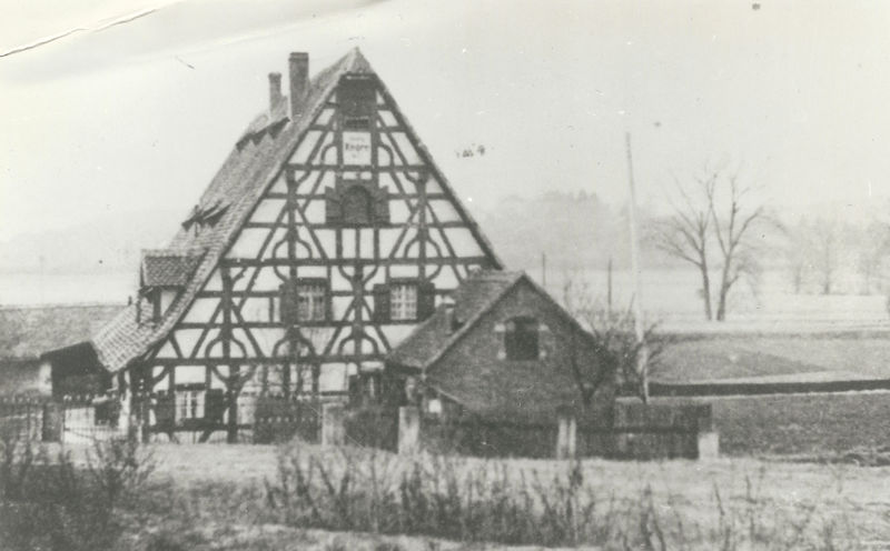 Datei:Weik-07 Knorrshof.jpg