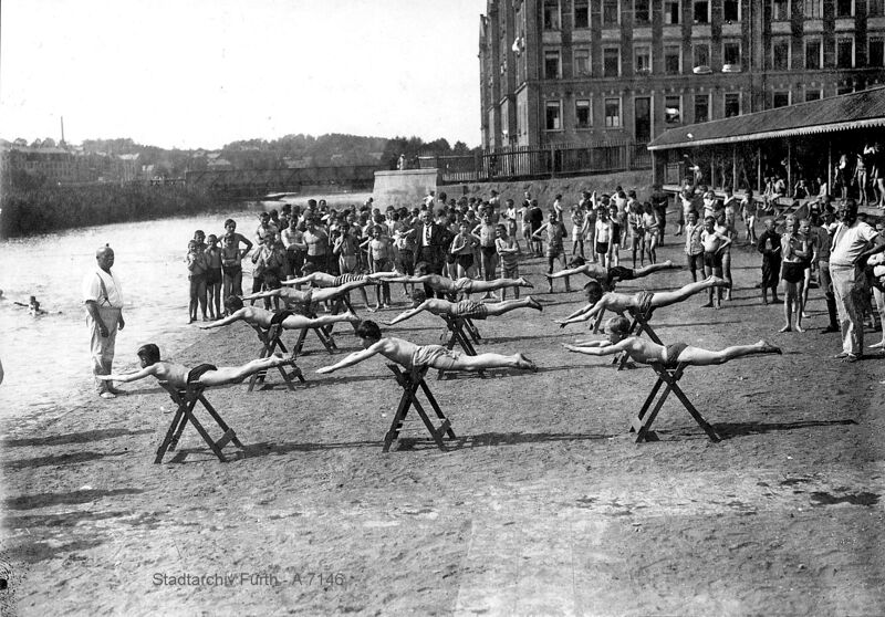 Datei:A7146 Badstraße Flußbad 1925.jpg