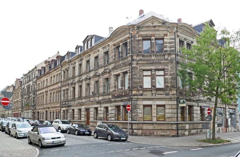 Datei:Sommerstraße 2 NbgS 33a 072019.JPG