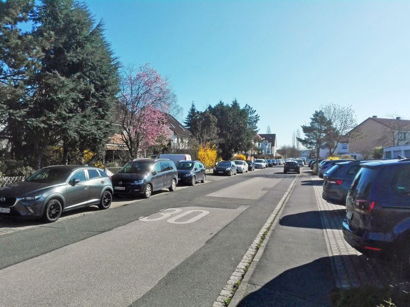 Datei:Geschw Scholl Str 20200322.jpg