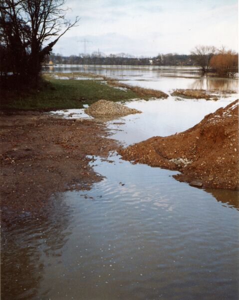 Datei:NL-FW 04 2148 KP Schaack Hochwasser 14.2.2005.jpg