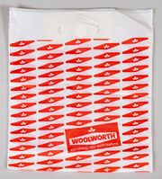 EKT030 Woolworth Schwabacher Straße.jpg