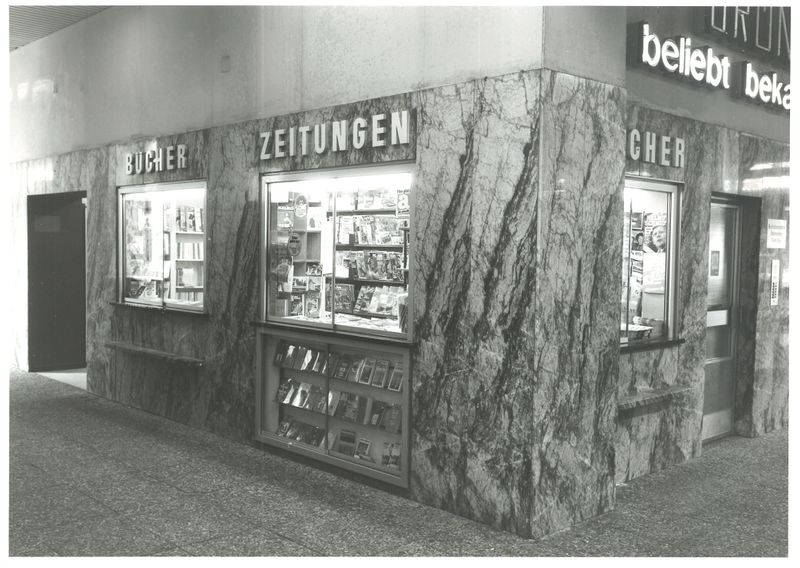 Datei:Hauptbahnhof 1982 (20).jpg