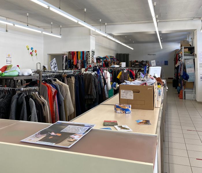 Datei:Kleiderladen Z12-3.jpg