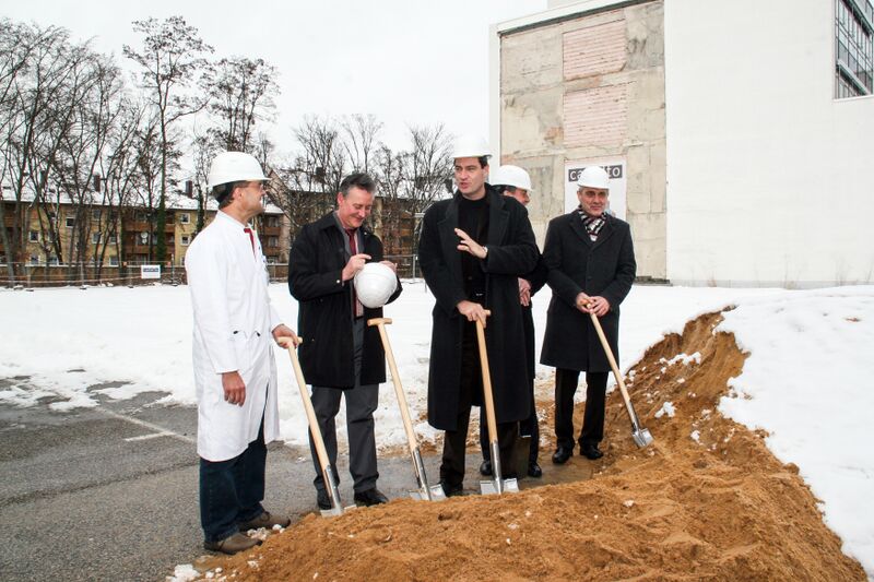 Datei:Klinikum Fürth Markus Söder Frauenklinik 1.jpg