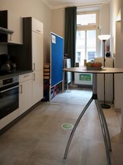 2021-11-07 FürthWiki-Laden (Küche rechts).jpg