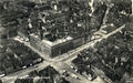 Luftbildaufnahme der Innenstadt: <a class="mw-selflink selflink">Rathaus</a>, <!--LINK'" 0:208-->, <!--LINK'" 0:209-->, <!--LINK'" 0:210-->; Postkarte 1937 gelaufen.