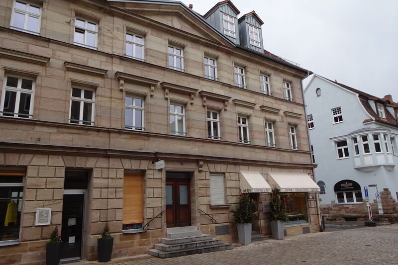 Datei:Hallstraße 6-4, 2025.jpg