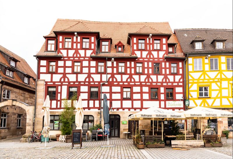 Datei:Marktplatz 9 Dez 2022.jpg