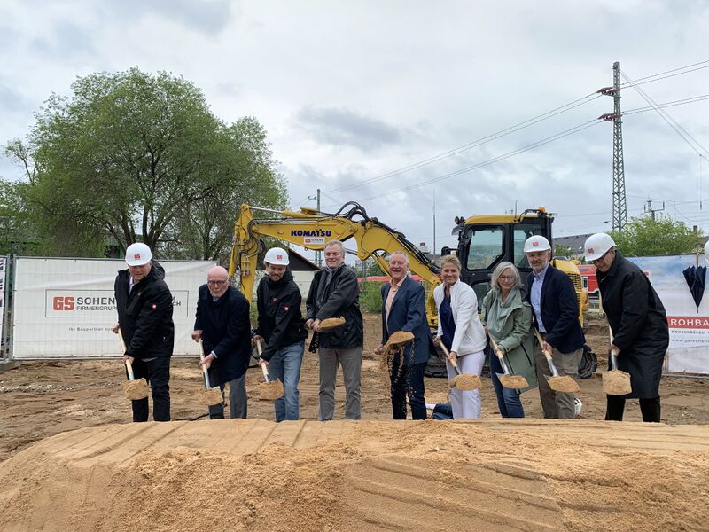 Datei:Spatenstich Gebhardtstraße.jpg